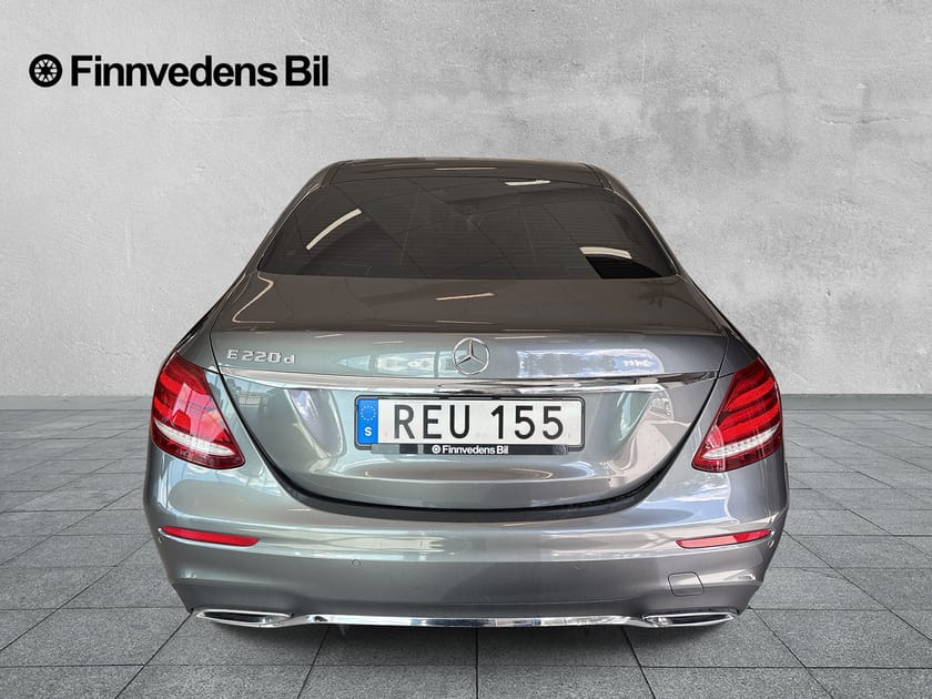 Bild 4 av Mercedes-Benz E 220 d – AMG Line (pano,360 kamera)