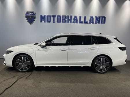 Volkswagen Passat Variant eHybrid 272 DSG6 R-LINE