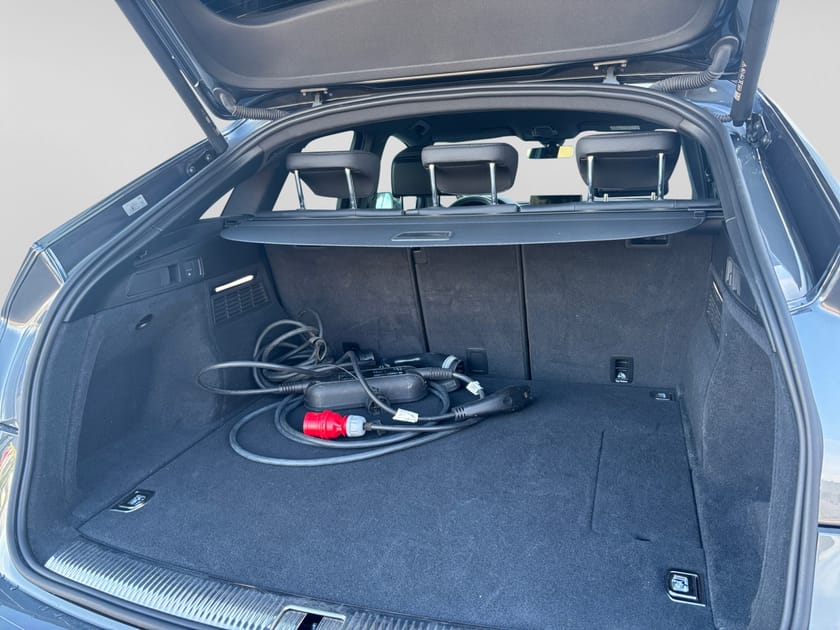 Bild 4 av Audi Q5 55 Sportback TFSI e quattro S LINE 367 HK