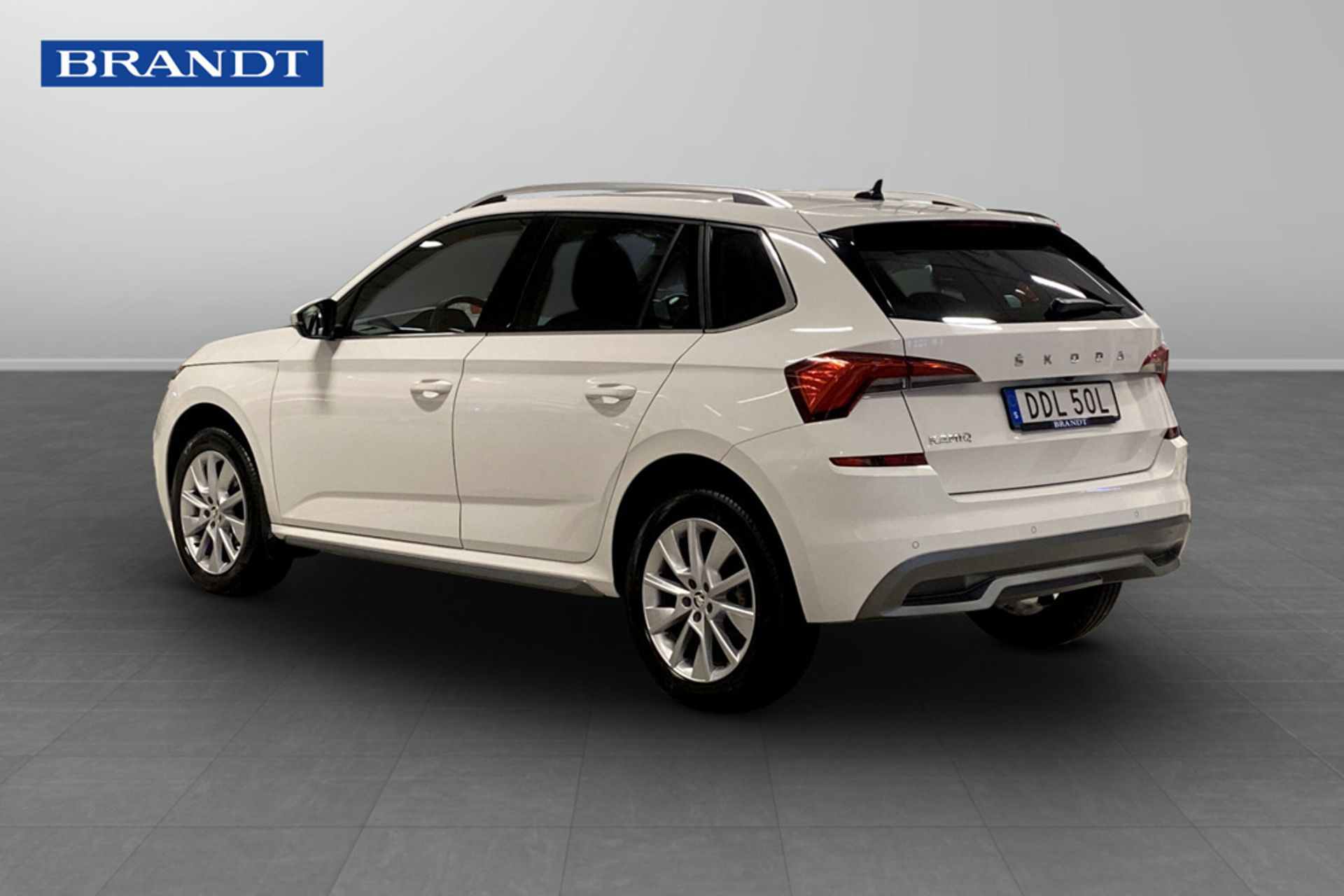 Skoda Kamiq 1.0 TSI 2023, bild 2/10