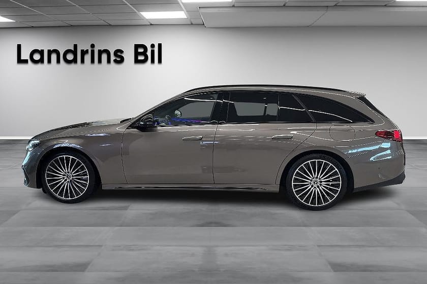 Bild 4 av Mercedes-Benz E 300 de 4MATIC T 4MATIC,AMG Premium,Burmester,Drag,MOMS