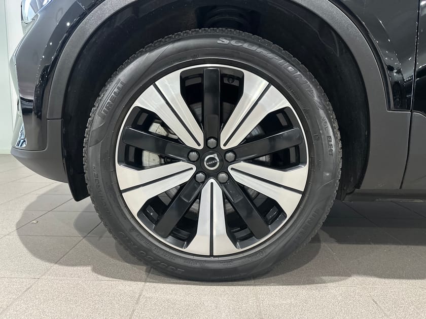 Bild 3 av Volvo XC40 Recharge Core/ Dragkrok/ Backkamera/ Navigation