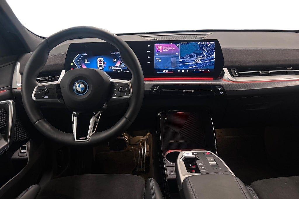 BMW iX2 xDrive30, 306ps, 2026