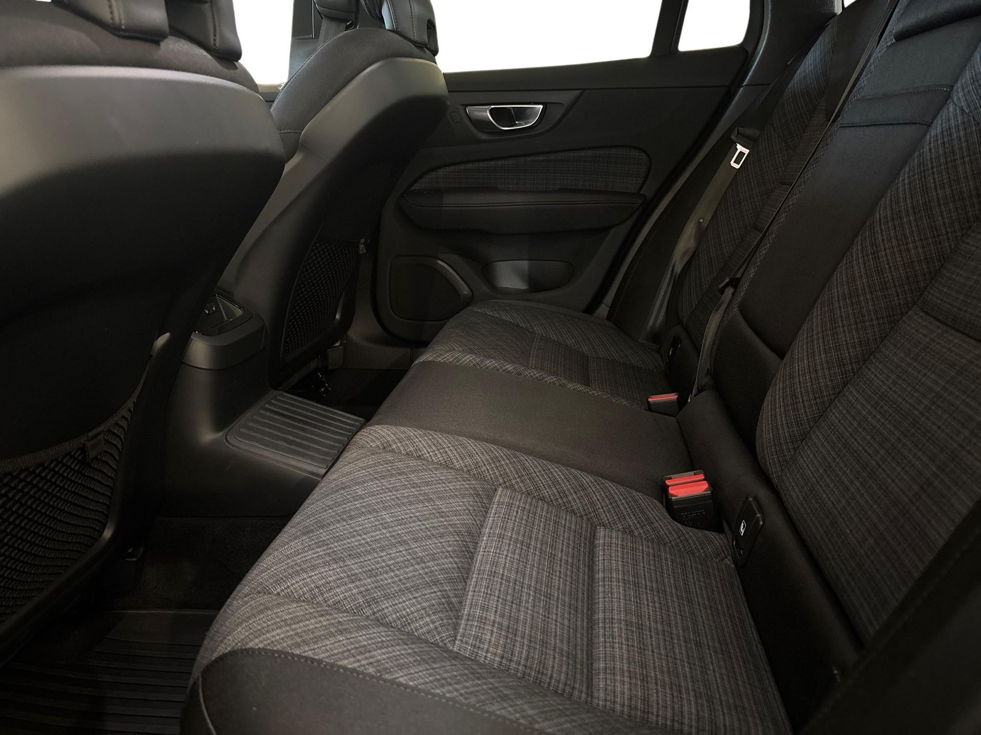 Volvo V60 Recharge T6 Core Edition 2024, bild 6/10