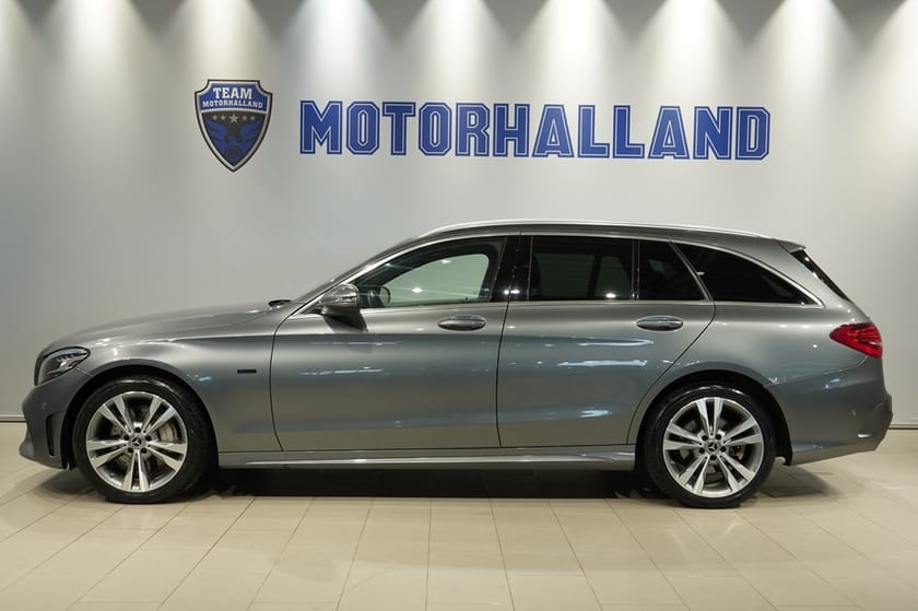 Bild 2 av Mercedes-Benz C 300 T de 9G-Tronic, 306hk, 2021 AMG Line, Backkamera, Na