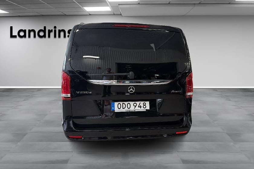 Bild 5 av Mercedes-Benz V 250d 4MATIC 3.2t 250 Lång Avantgarde Automat 8-Sits