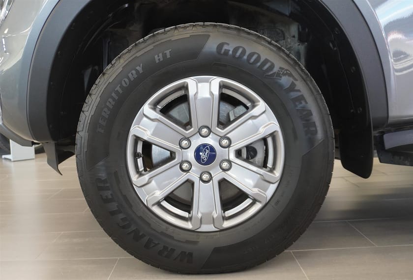 Bild 3 av Ford Ranger Dubbelhytt Doublecab Xlt 2.0 Kamera Värmare Drag Lock