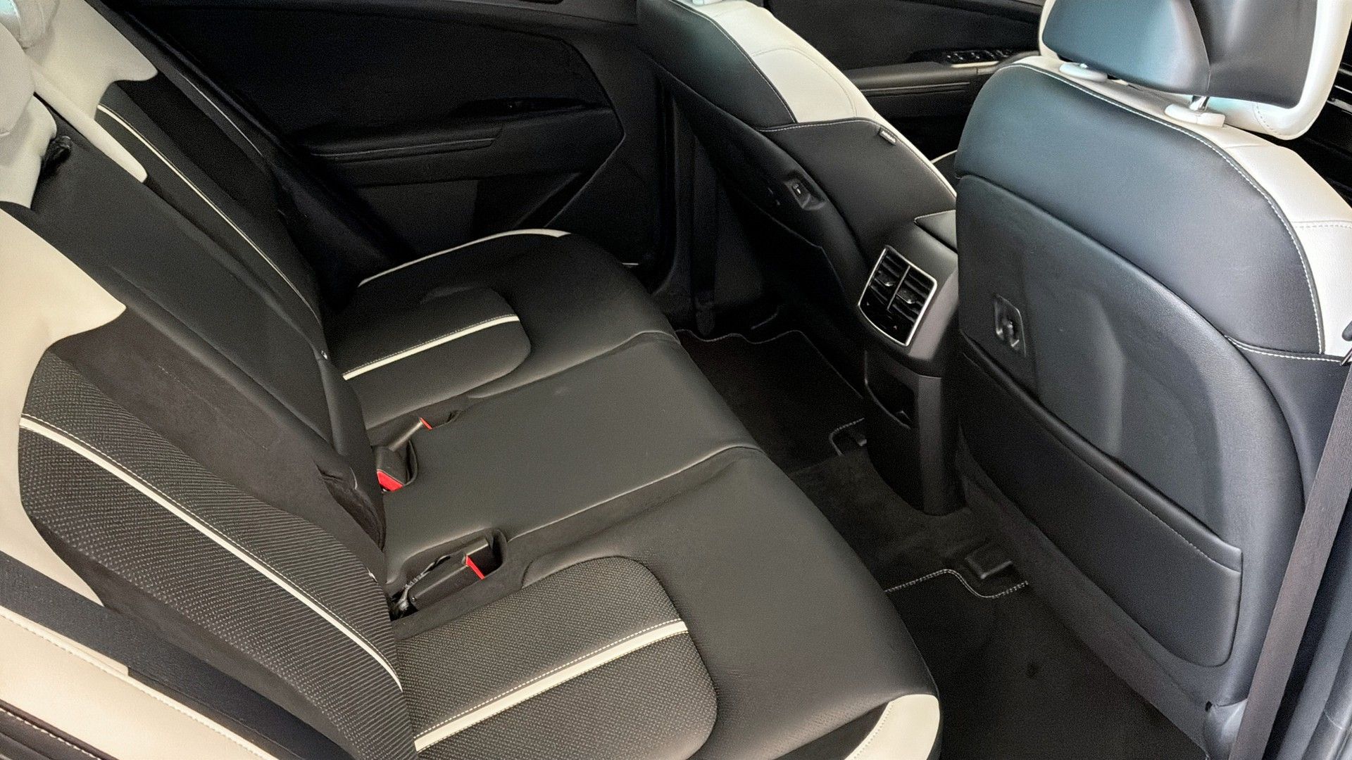 Kia Sportage PHEV GT LINE 2027, bild 5/10