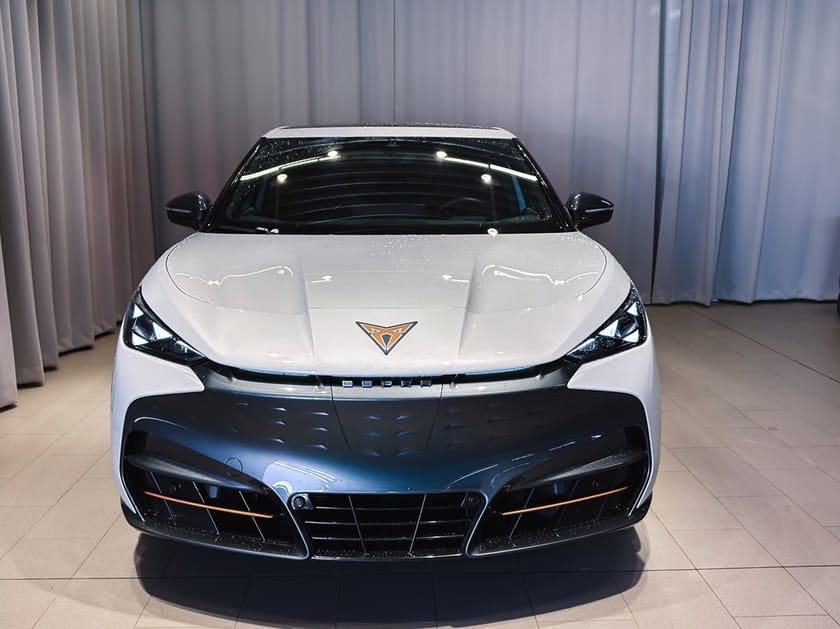 Bild 3 av CUPRA Tavascan VZ 77 kWh 340 HK