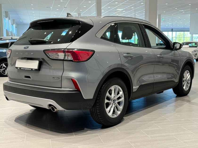 Bild 3 av Ford Kuga Plug-In Hybrid Titanium PHEV 225hk Automat
