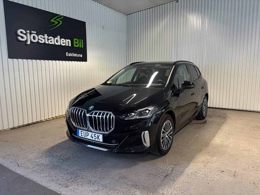 Bild 1 av BMW 225e xDrive Active Tourer Luxury Kamera/Wide/Navi/Carplay