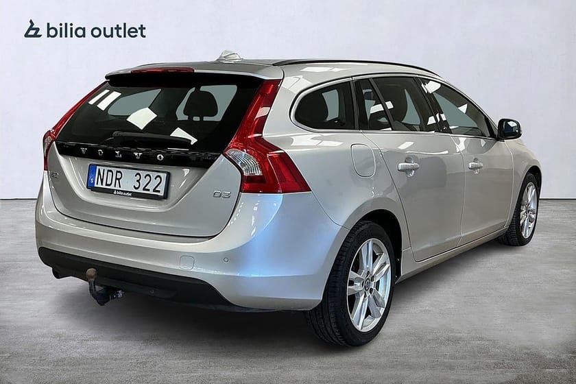 Bild 4 av Volvo V60 D3 Momentum Business Edition Pro Helskinn Dragkrok
