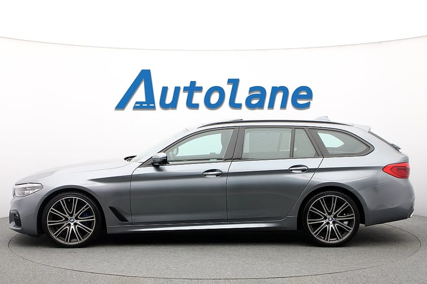 Bild 5 av BMW 540d xDrive Touring M Sport Pano,H/K,HUD,Drag,360°,Värmare