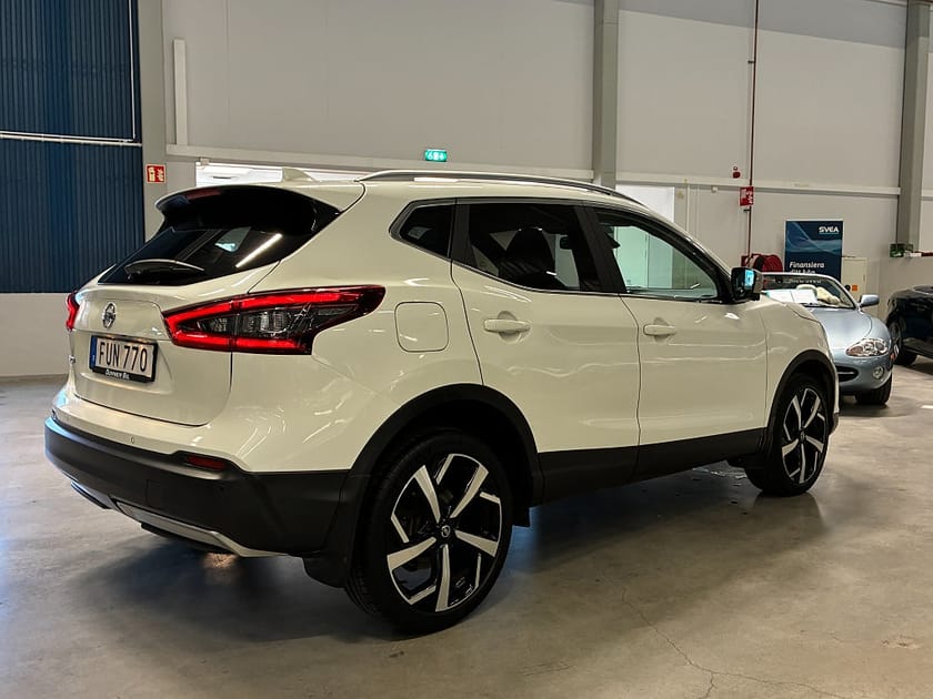 Bild 3 av Nissan Qashqai 1.2 DIG-T 115Hk Tekna+ | Pano | Skinn | BOSE