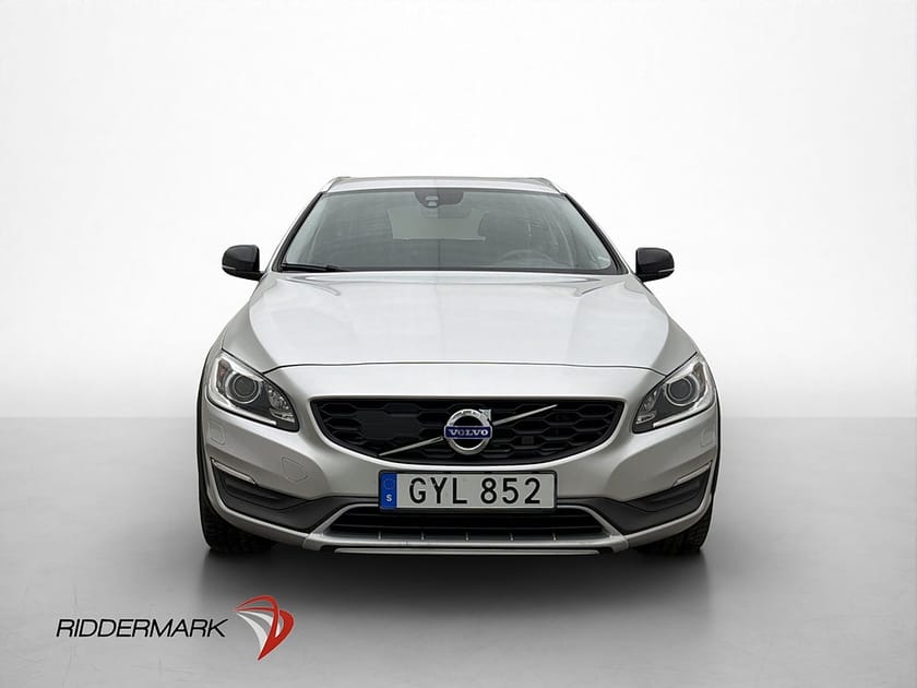 Bild 2 av Volvo V60 Cross Country D4 190hk AWD Summum Värm VOC Skinn