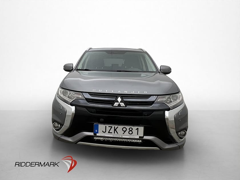 Bild 2 av Mitsubishi Outlander PHEV AWD B-Kamera Drag Skinn/Alcantara