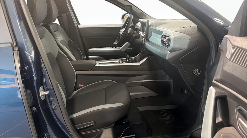 Bild 3 av Dacia Bigster EXTREME HYBRID 150 4X4