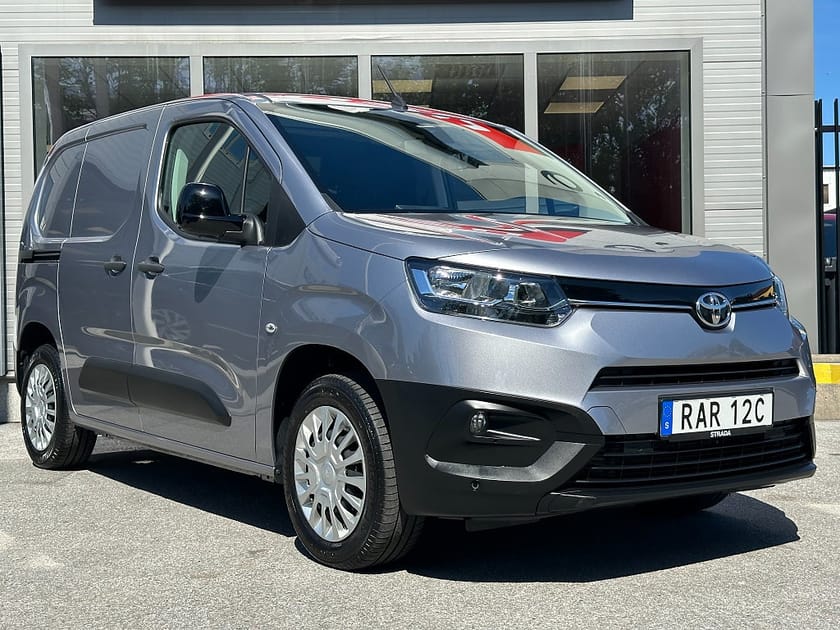 Bild 2 av Toyota ProAce City 1.5D | Komfortvägg | Låga mil | Backkamera | Moms