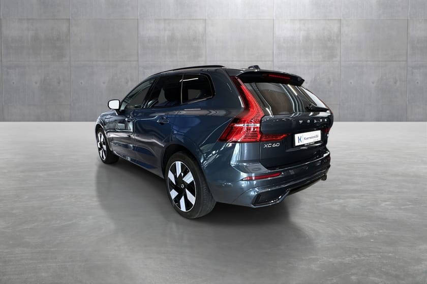 Bilde 4 av Volvo XC60 T6II Ultra Hengerfeste/Panorama/H&K/El.stol