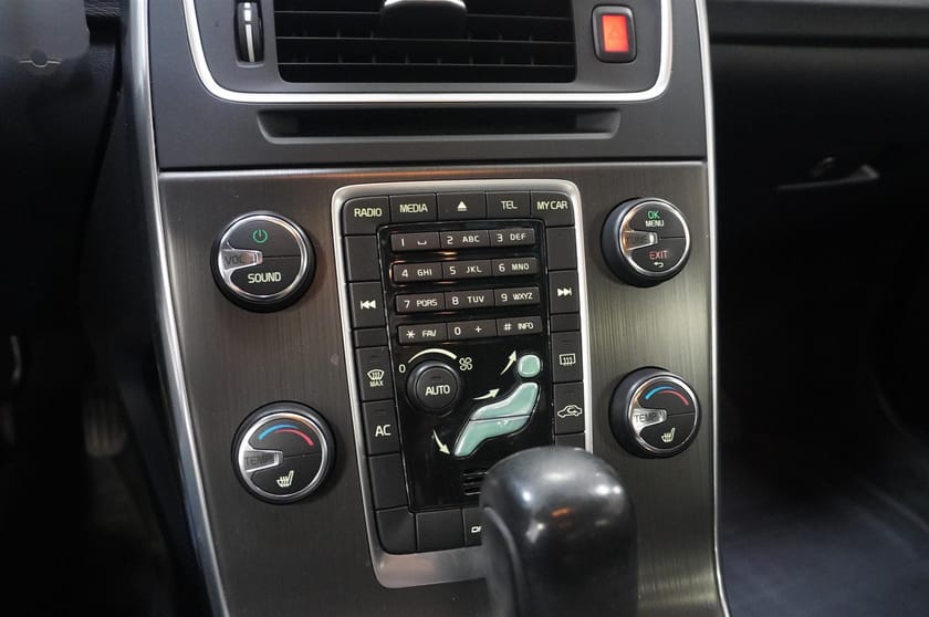 Bild 5 av Volvo S60 1.6d Drive Momentum 115 hk Aut