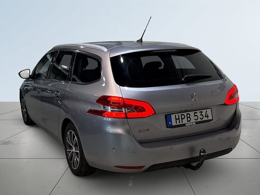 Bild 5 av Peugeot 308 SW 1.2 PureTech 130 Allure Drag Mvärm Kamera S/V-hjul