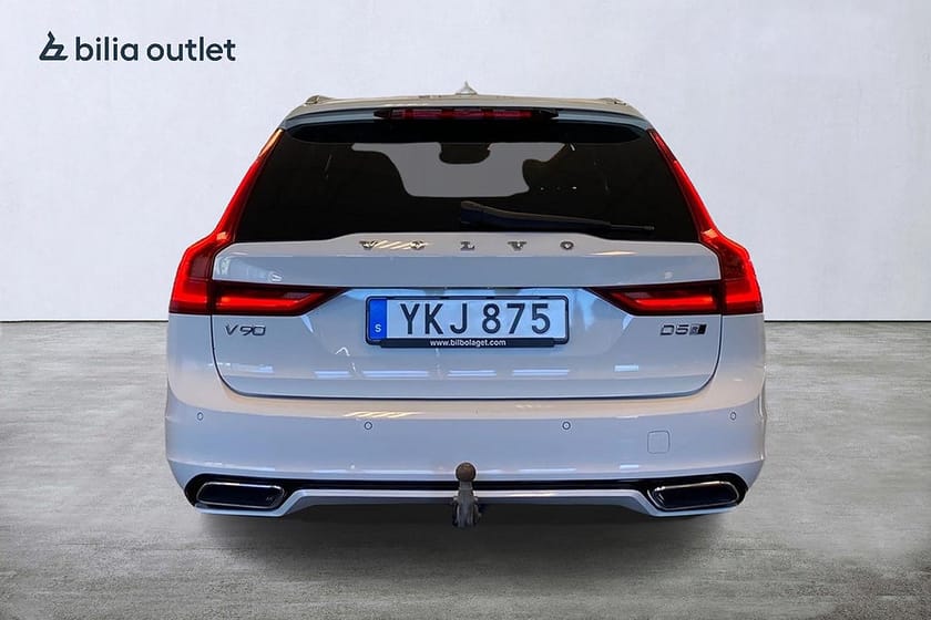 Bild 4 av Volvo V90 D5 AWD R-Design 235hk / Drag 360°kam Navi Värmare VOC