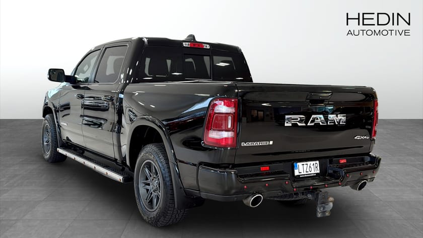 Bild 4 av RAM 1500 Crew Cab *MOMS* LARAMIE 5.7 V8 HEMI  4x4