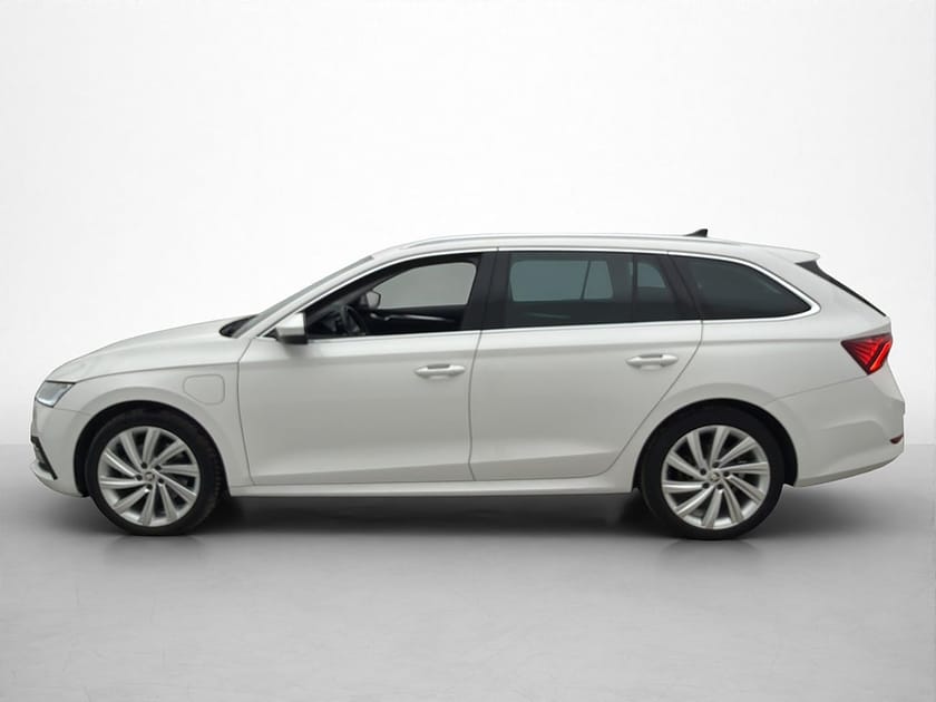 Bild 4 av Škoda Octavia Kombi iV Skoda Cockpit Värmare 0.14l/mil Leaseing MOMS