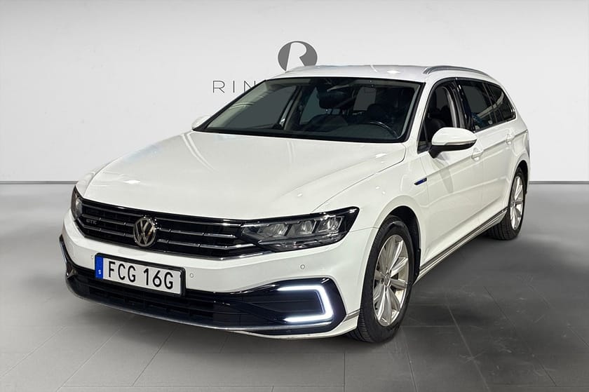 Bild 1 av Volkswagen Passat Sportscombi GTE SC 1.4 TSI 218 HK DSG DRAG B-VÄRM COCKPIT NAVI PDC