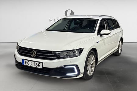 Volkswagen Passat Sportscombi GTE SC 1.4 TSI 218 HK DSG DRAG B-VÄRM COCKPIT NAVI PDC