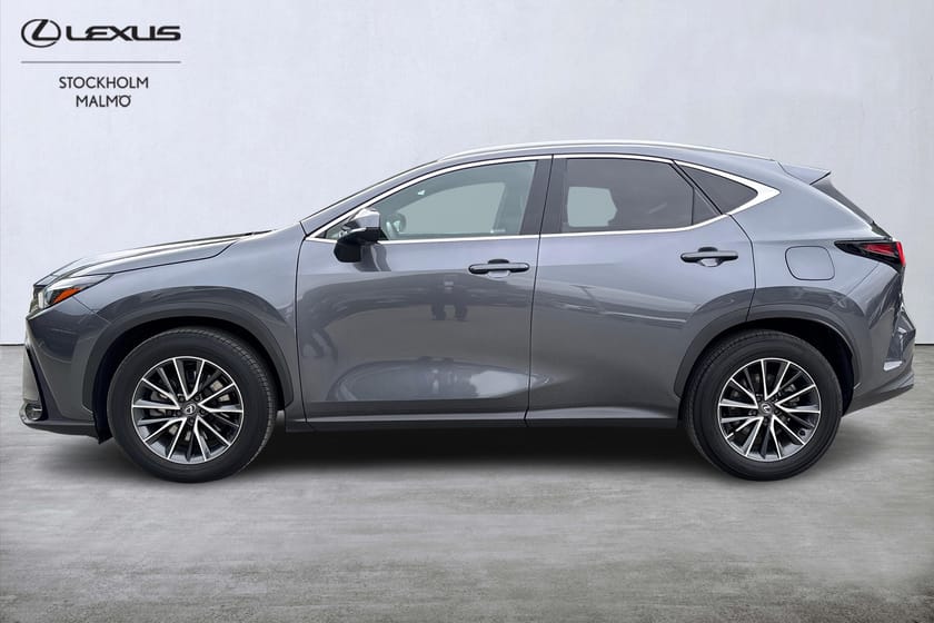 Bild 2 av Lexus NX 450h+ Executive Teknikpaket AWD 309hk P-Värm 360° HUD Keyless Navi