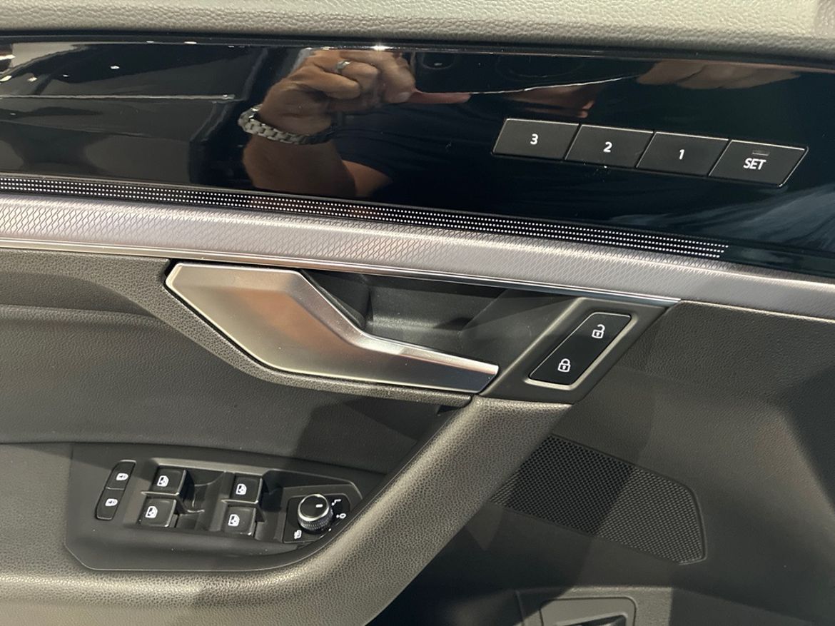 Volkswagen Volkswagen Touareg — bild 14