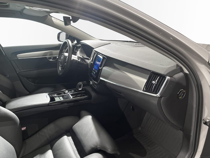 Bild 5 av Volvo V90 Recharge T6 Plus Dark