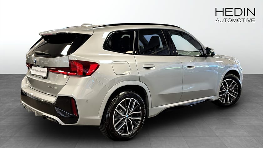 Bild 2 av BMW X1 xDrive25e M Sport Active Drag Rattvärme DAP