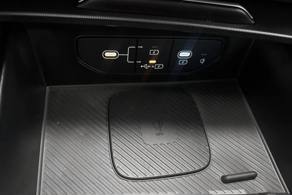 picture of a car