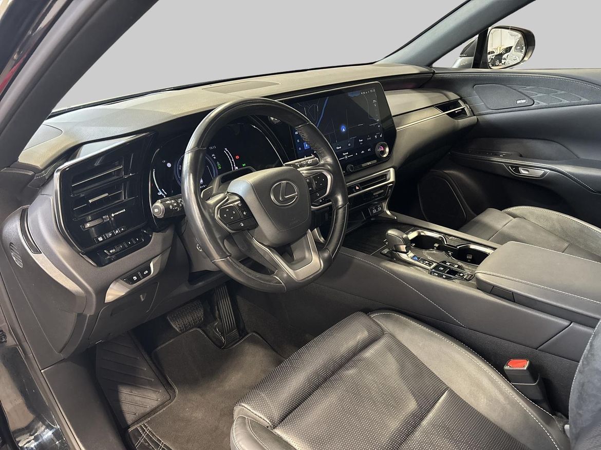 Lexus RX 450h+ E-CVT, 309ps, 2024