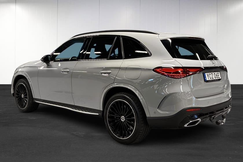 Bild 4 av Mercedes-Benz GLC 400 e 4MATIC | AMG | Alpin Grey | PANO | 313hk