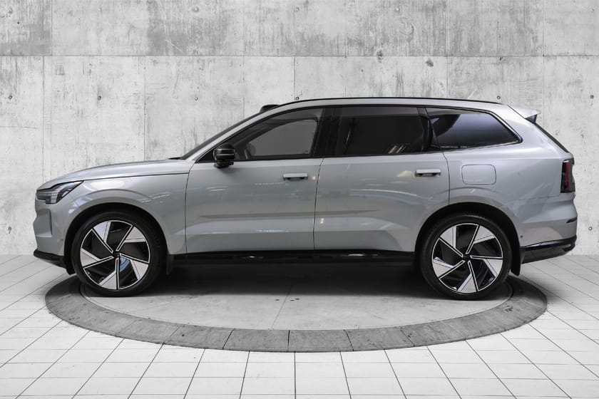Bilde 4 av Volvo EX90 Twin Motor Performance Ultra KROK|22"|B&W|PILOT.ASSIST|7S