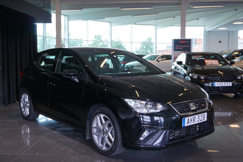 Bild 2 av SEAT Ibiza 1.0 TSI FR 110hk CarPlay Cockpit Dragkrok P-sensor