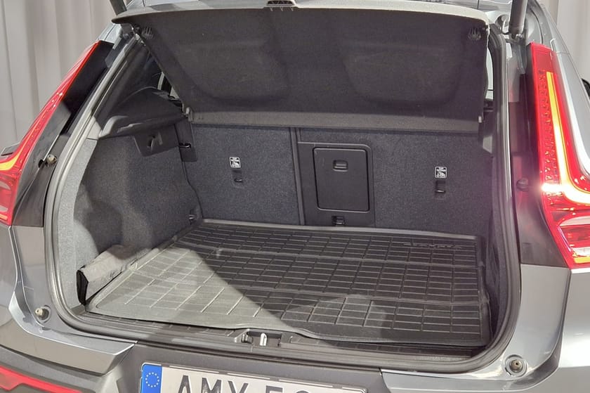 Bild 5 av Volvo XC40 D4 | Drag | El-stolar | Navi | Farthållare | 190 h