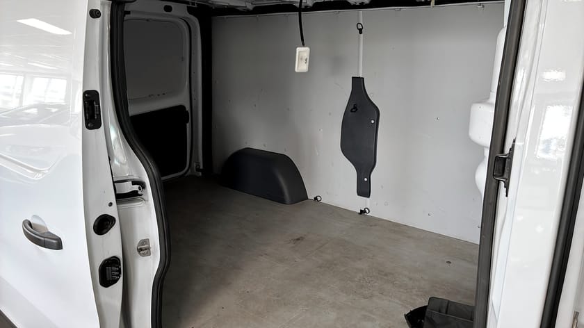 Bild 5 av Renault Trafic Skåpbil VÄRMARE SKÅP L2H1 150HK AUT NORDIC LINE HEDIN EDT23