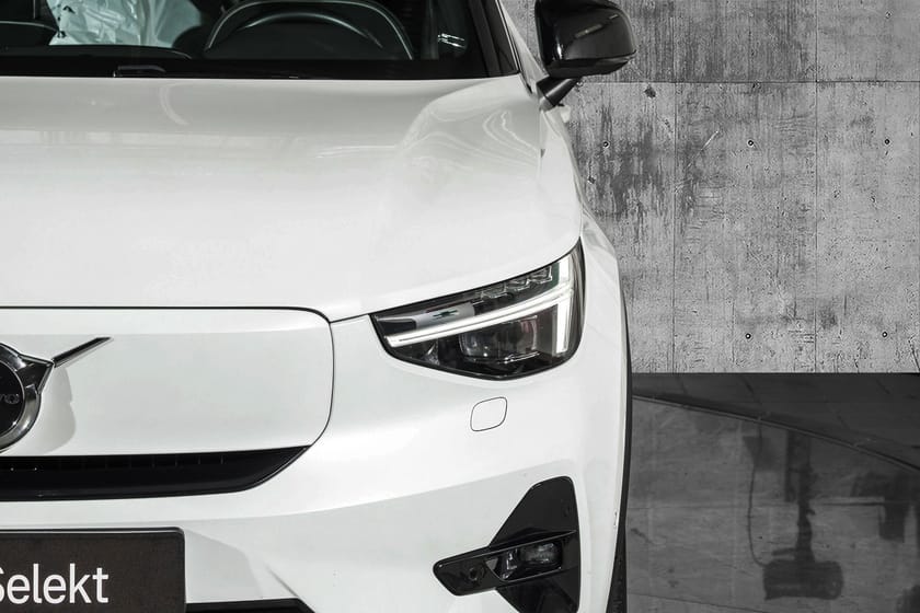 Bilde 4 av Volvo XC40 Recharge Single Motor Extended Range Ultimate Pixel Hengerfeste 20" felg