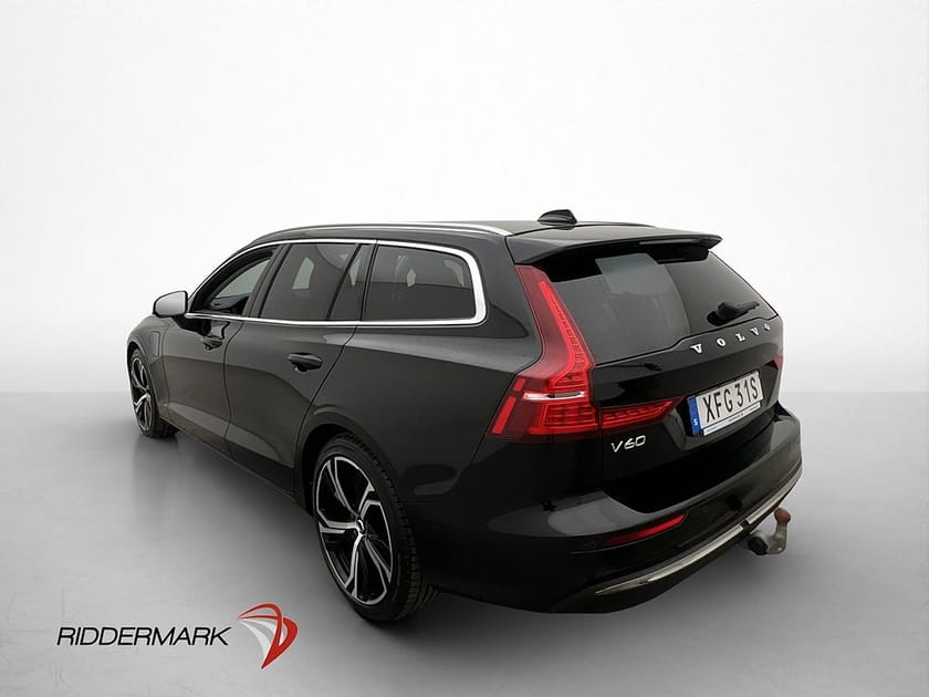 Bild 5 av Volvo V60 T6 AWD Core Edition Kamera Värm Skinn MOMS Drag