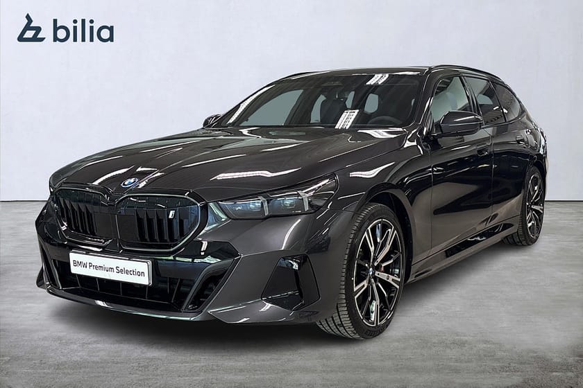 Bild 1 av BMW i5 xDrive40 Touring xDrive 40 M-Sport | DEMOBIL | Drag | B&W | 360