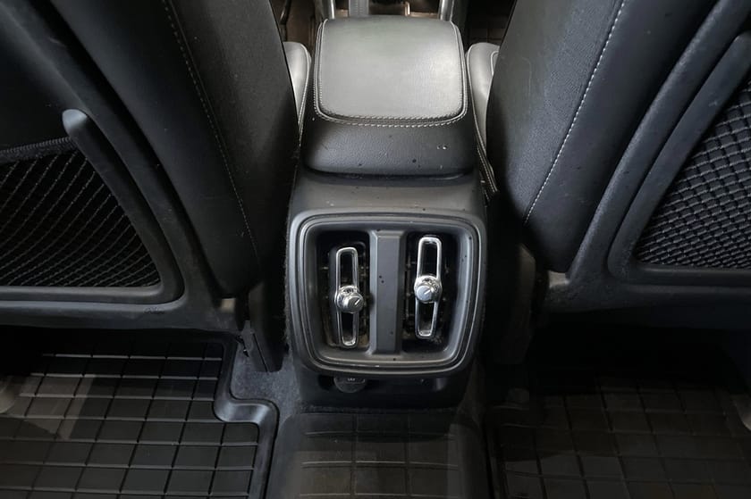 Bild 5 av Volvo XC40 D3 Momentum Geartronic
