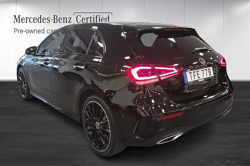 Bild 4 av Mercedes-Benz A 250 e AMG Drag Pano Head-Up Multibeam 360 Carplay