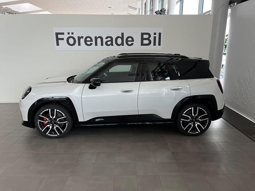 Bild 3 av MINI John Cooper Works Aceman JCW E JCW L Paket Panorama H/K HUD Komfortöppning Backkamera