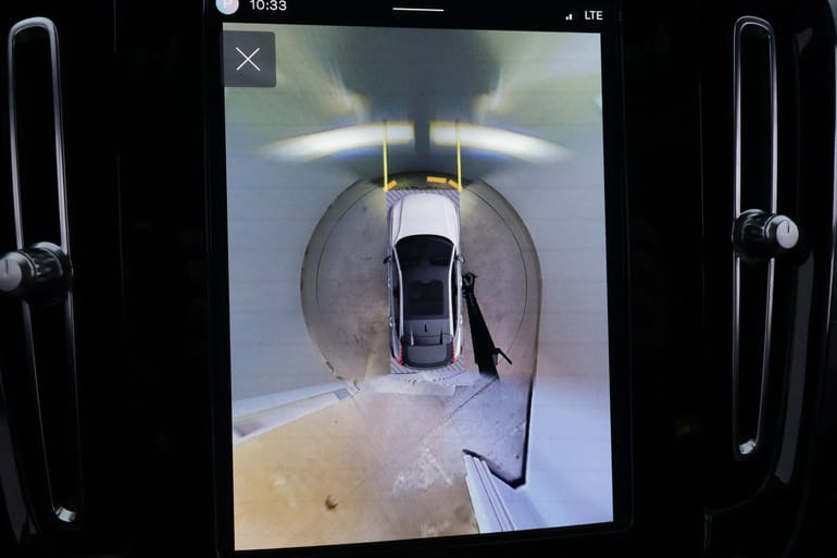 Bild 16 av bilen