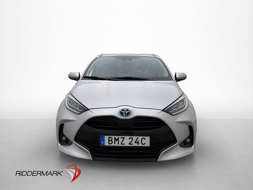 Bild 2 av Toyota Yaris Hybrid CVT 116hk Active Plus Kamera Rattvärme