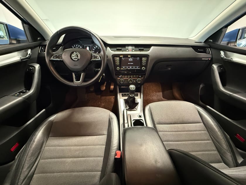 Bilde 5 av Škoda Octavia Stasjonsvogn Style 1,6 110hk 4x4 Outlet! Cruise/Krok/Kam/Weba/Canton